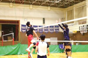 東山高校バレー部